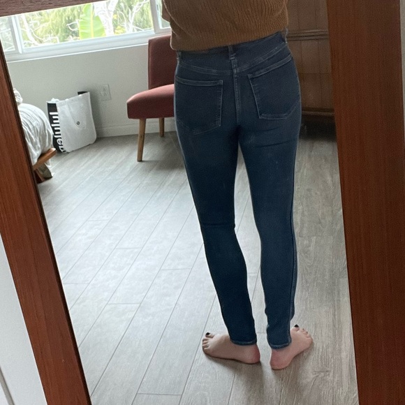 Madewell 10” High-Rise Skinny Jeans in Wendover Wash: TENCIL Denim - Picture 5 of 8